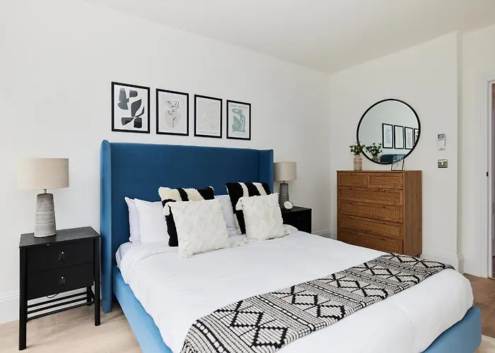 The Wembley Park Gem - Lovely 2Bdr Flat With Balcony
